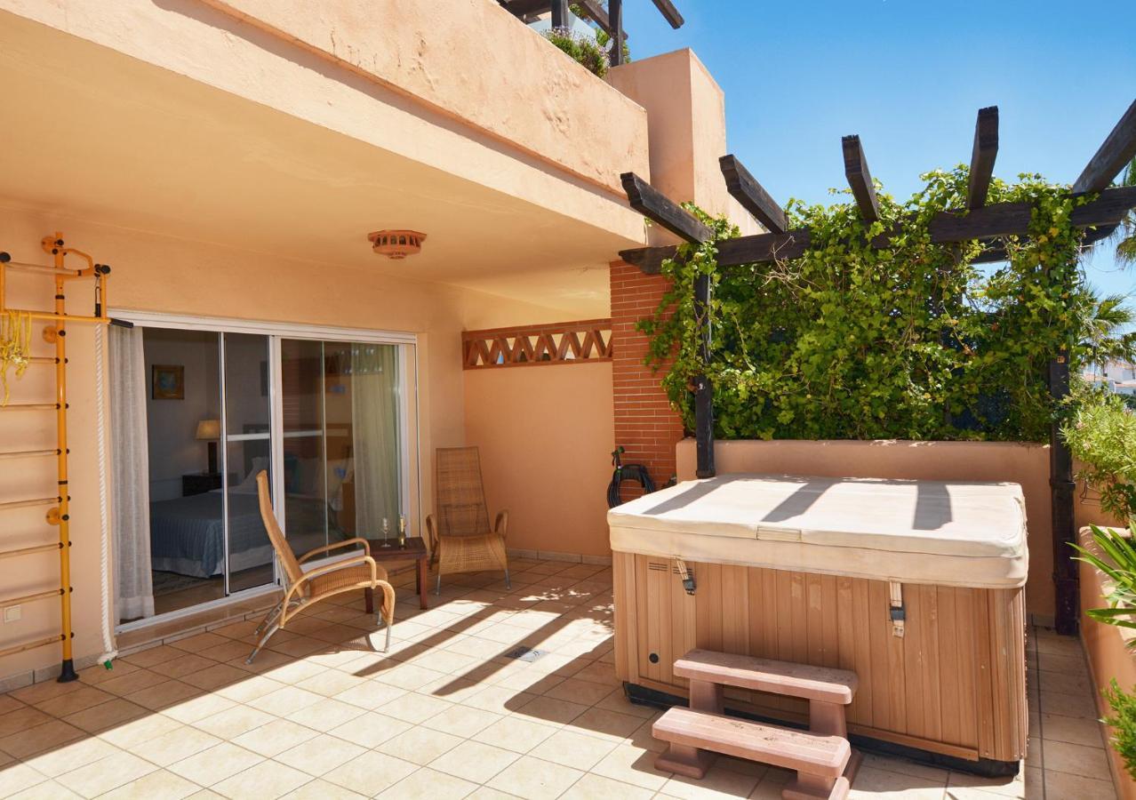 Malibu Mansions Sea View Siute Jacuzzi Malaga Mijas Fuengirola Spain El Faro Kültér fotó