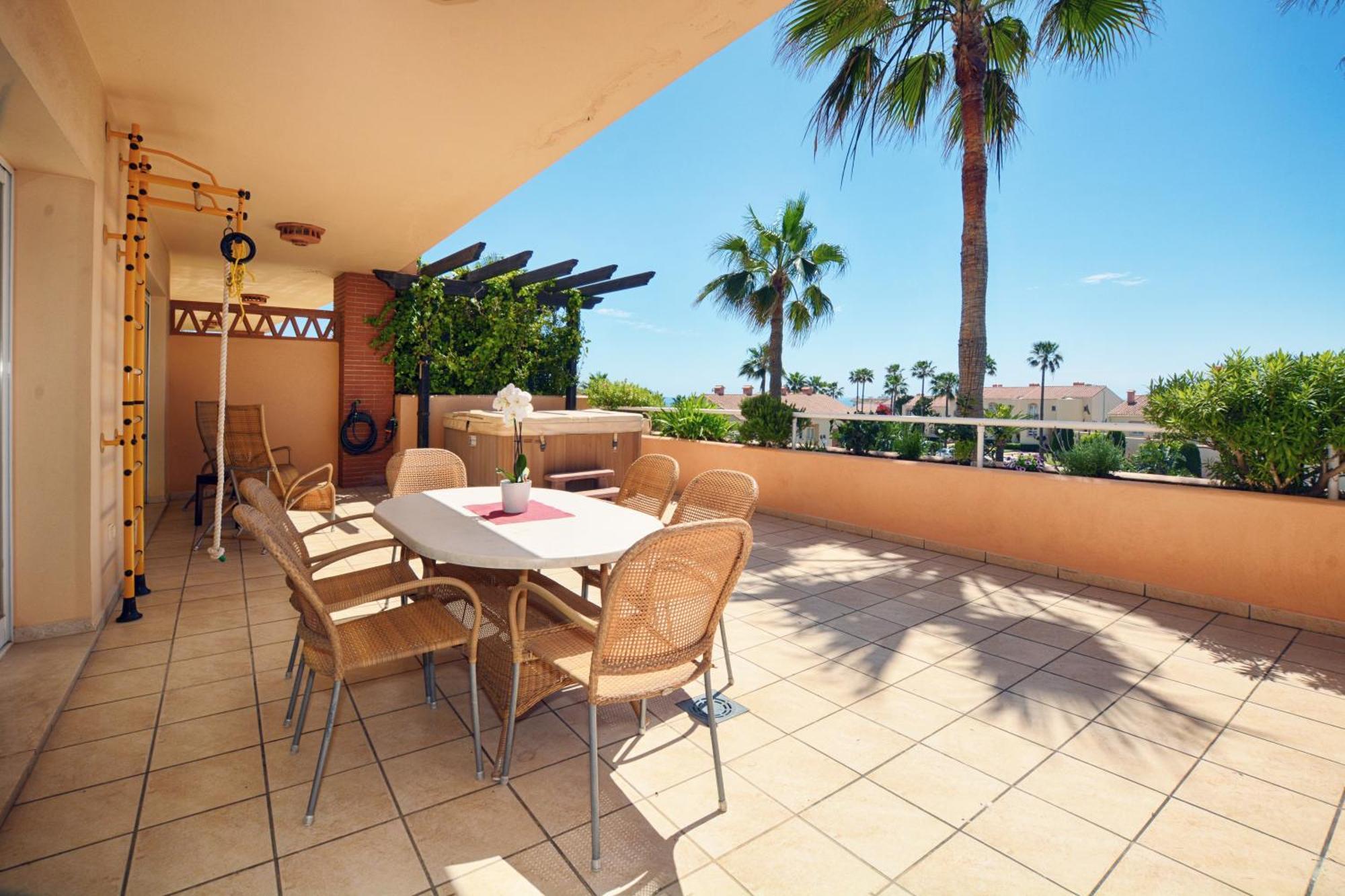 Malibu Mansions Sea View Siute Jacuzzi Malaga Mijas Fuengirola Spain El Faro Kültér fotó
